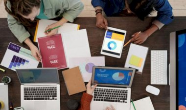 What the LinkedIn debate over a HockeyStack report says about B2B marketing